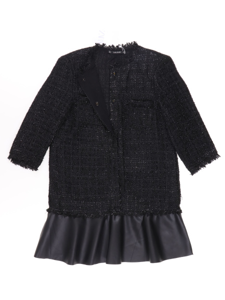 1057 (2) Zara